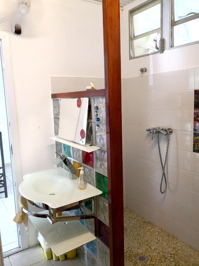 Appartement Moderne A Le Lamentin Avec Piscine Partagee 20M² Exteriör bild